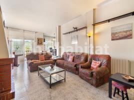 Casa (chalet / torre), 253 m²