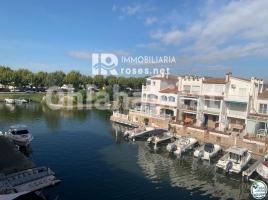 Apartament, 40 m², Zona