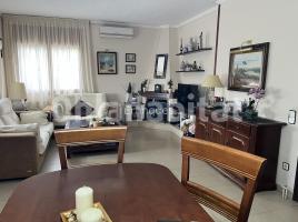 Casa (chalet / torre), 221 m², cerca de bus y tren, Calle SANT ISIDRE