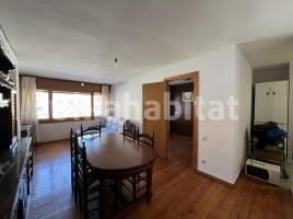Louer apartament, 79 m², Avenida Castiero