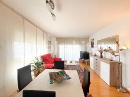 Flat, 97 m², near bus and train, Calle Bruc, 22