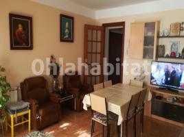 Houses (terraced house), 293 m², near bus and train, Calle Sant Josep