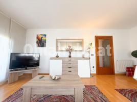 Flat, 97 m², near bus and train, Calle Bruc, 22