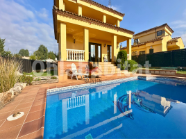 Casa (unifamiliar aislada), 235 m², seminuevo