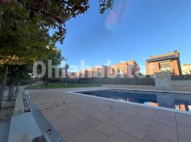 Casa (unifamiliar adossada), 210 m², seminou