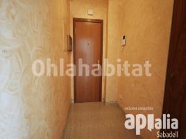 Pis, 93 m², seminou