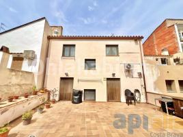 Casa (unifamiliar adossada), 360 m², Calle d'Adrià Álvarez