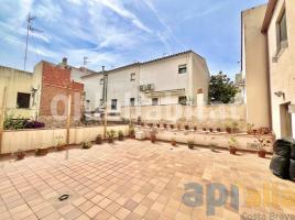 Casa (unifamiliar adossada), 360 m², Calle d'Adrià Álvarez