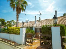 Louer  (unifamiliar adossada), 90 m²