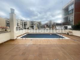 Pis, 108 m², prop de bus i tren, Plaza Mestre Serrat