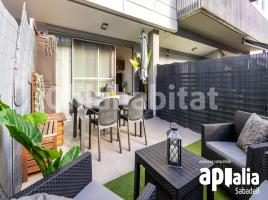 Piso, 72 m², cerca de bus y tren, seminuevo