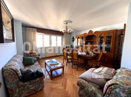 Pis, 133 m², prop de bus i tren, Calle de Eduardo Pondal