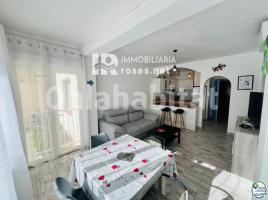 Apartament, 52 m², Zona