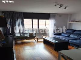 Dúplex, 96 m², près de bus et de train