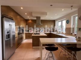 Casa (xalet / torre), 474 m², seminou