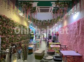 For rent business premises, 120 m², almost new