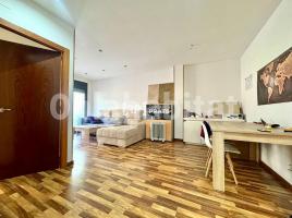 Piso, 68 m², seminuevo, Zona