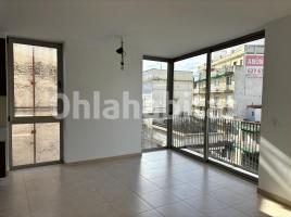 Flat, 91 m², almost new