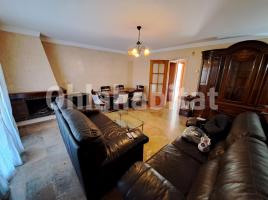  (unifamiliar adossada), 275 m², Calle Salvador Espriu