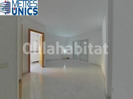 Casa (unifamiliar adosada), 120 m², cerca de bus y tren, Calle Àngel Guimerà