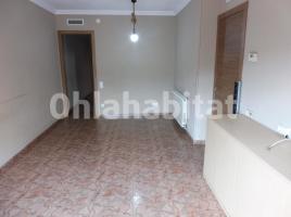 Pis, 73 m², prop de bus i tren