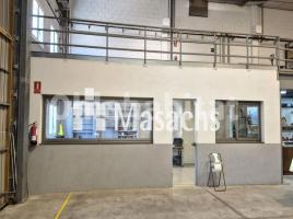 For rent industrial, 671 m², Zona