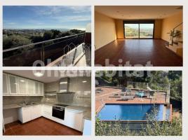 Casa (unifamiliar adossada), 174 m², seminou, Zona