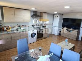 Casa (unifamiliar adossada), 238 m², Zona