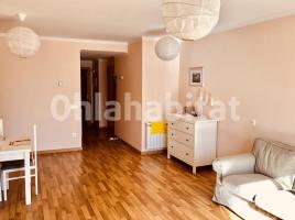 Piso, 95 m², cerca de bus y tren, seminuevo, Avenida del Baix Camp