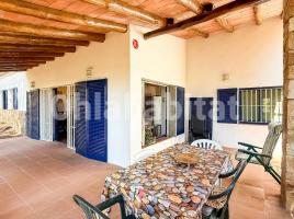 Casa (chalet / torre), 154 m², Calle Cadaqués