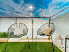 Piso, 142 m², seminuevo, Zona