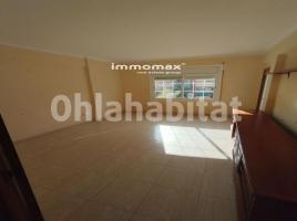 Piso, 80 m², Zona