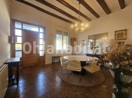 Casa (unifamiliar adosada), 320 m², cerca de bus y tren, Avenida Mas Bagà