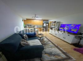 Apartament, 90 m², seminou, Calle Tapiat