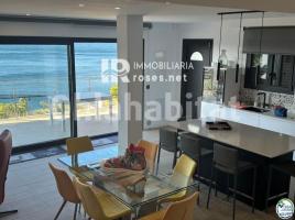  (unifamiliar aïllada), 472 m², Zona