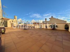 Casa (unifamiliar adosada), 309 m², Zona