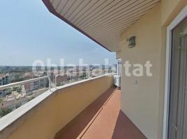 Piso, 154 m², cerca de bus y tren