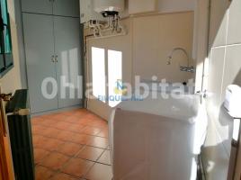 Casa (xalet / torre), 260 m², prop de bus i tren, Calle Juli Garreta