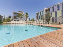 Attic, 122 m², almost new, Calle de Berlín