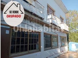  (unifamiliar aïllada), 452 m², Zona