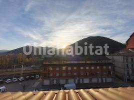 Dúplex, 115 m², près de bus et de train, presque neuf, Calle de l'Estació