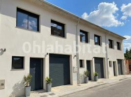  (unifamiliar adossada), 140 m², presque neuf, Calle Rocacorba