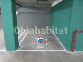 Plaza de aparcamiento, 8 m², seminuevo, Calle del Parc de Can Mercader
