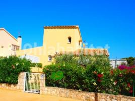 Houses (villa / tower), 347 m², Calle Margalló