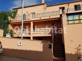 Houses (country house), 441 m², Calle Aragó